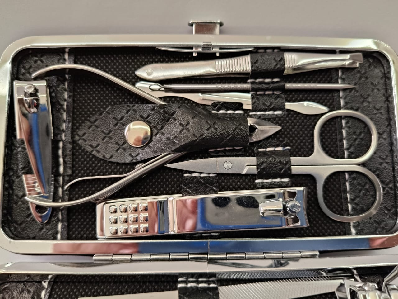 MANICURE, PEDICURE SET