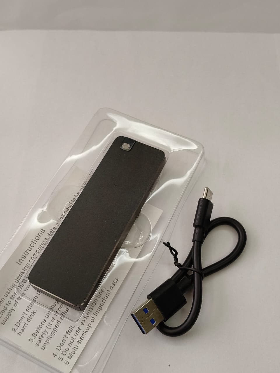 16TB PORTABLE SSD BLACK